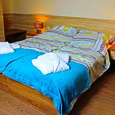 Apartment Oazis Apartmanhaz