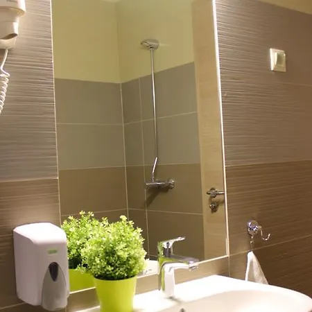 Oazis Apartmanhaz * Szeged